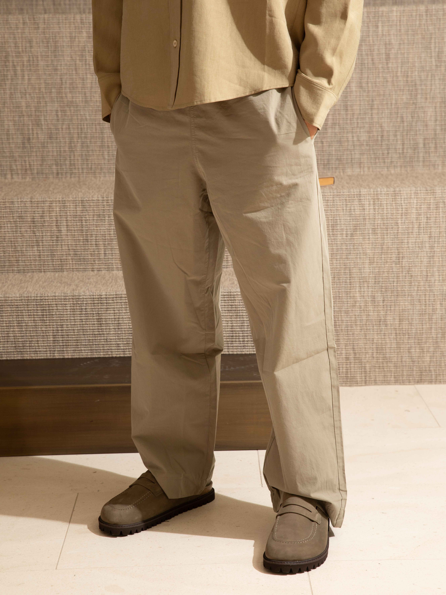 LOIS NUBUCK KAKI UNISEX