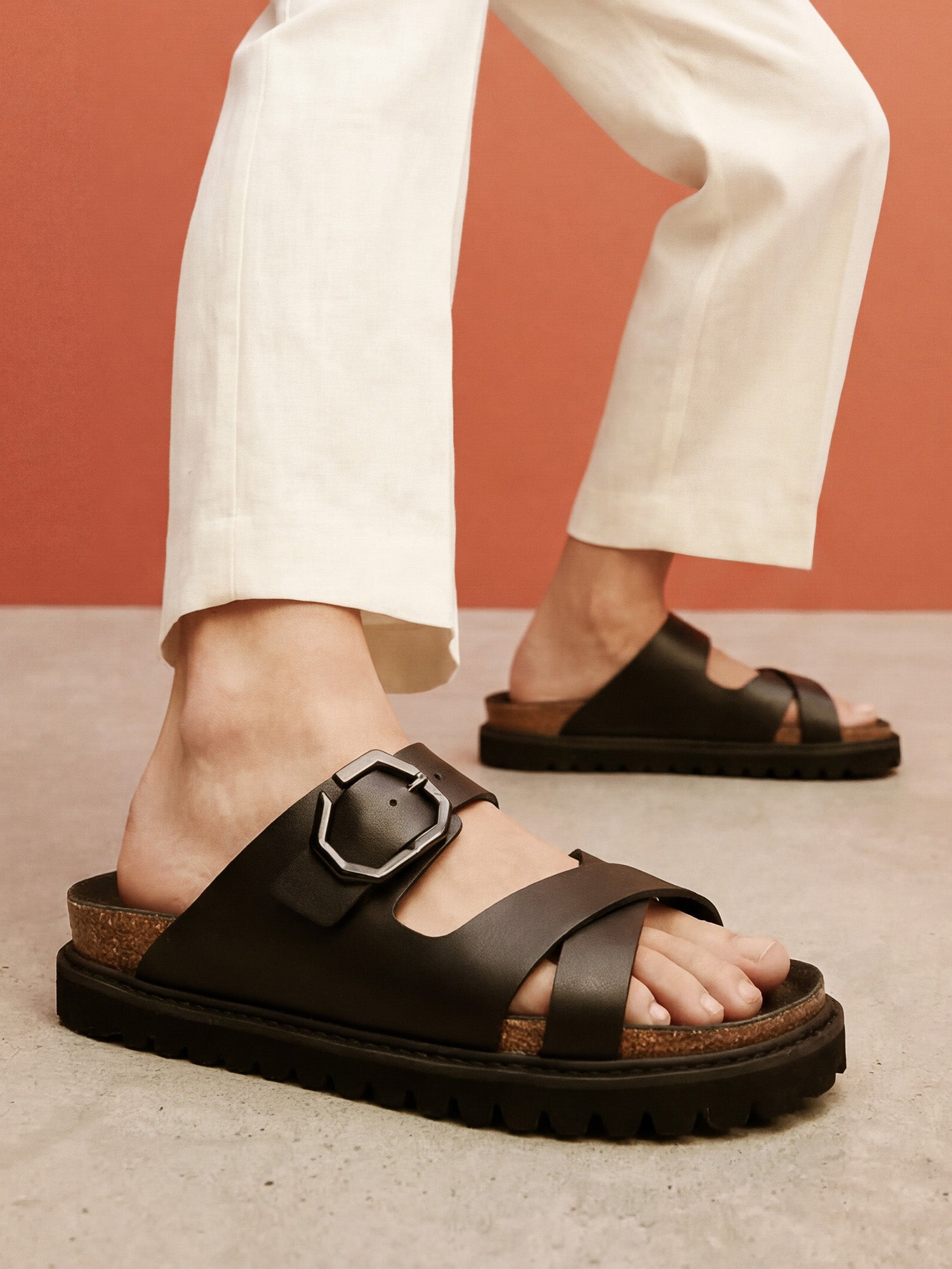 GEORGINA LEATHER BLACK