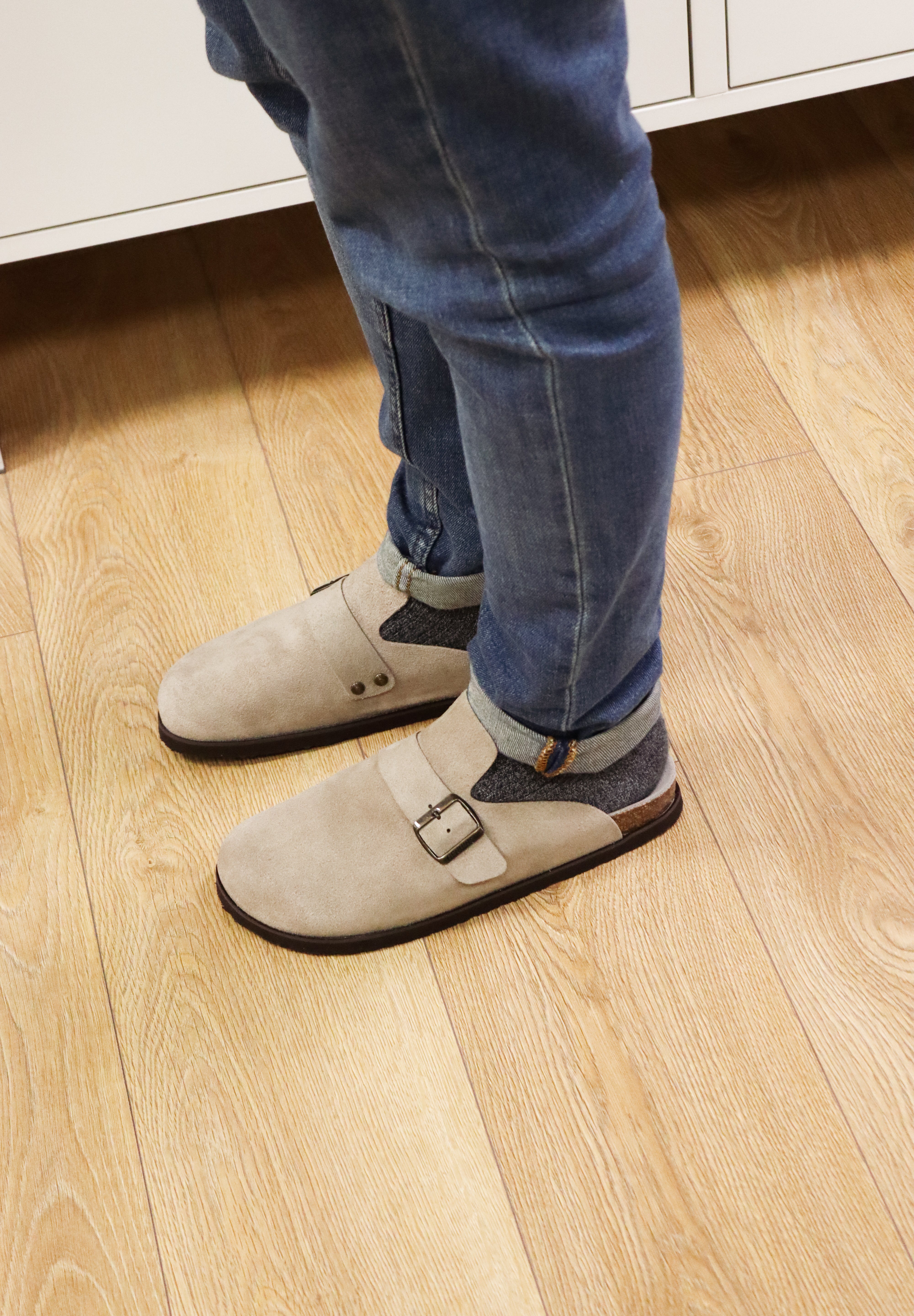 IZAR VELOUR TAUPE MAN