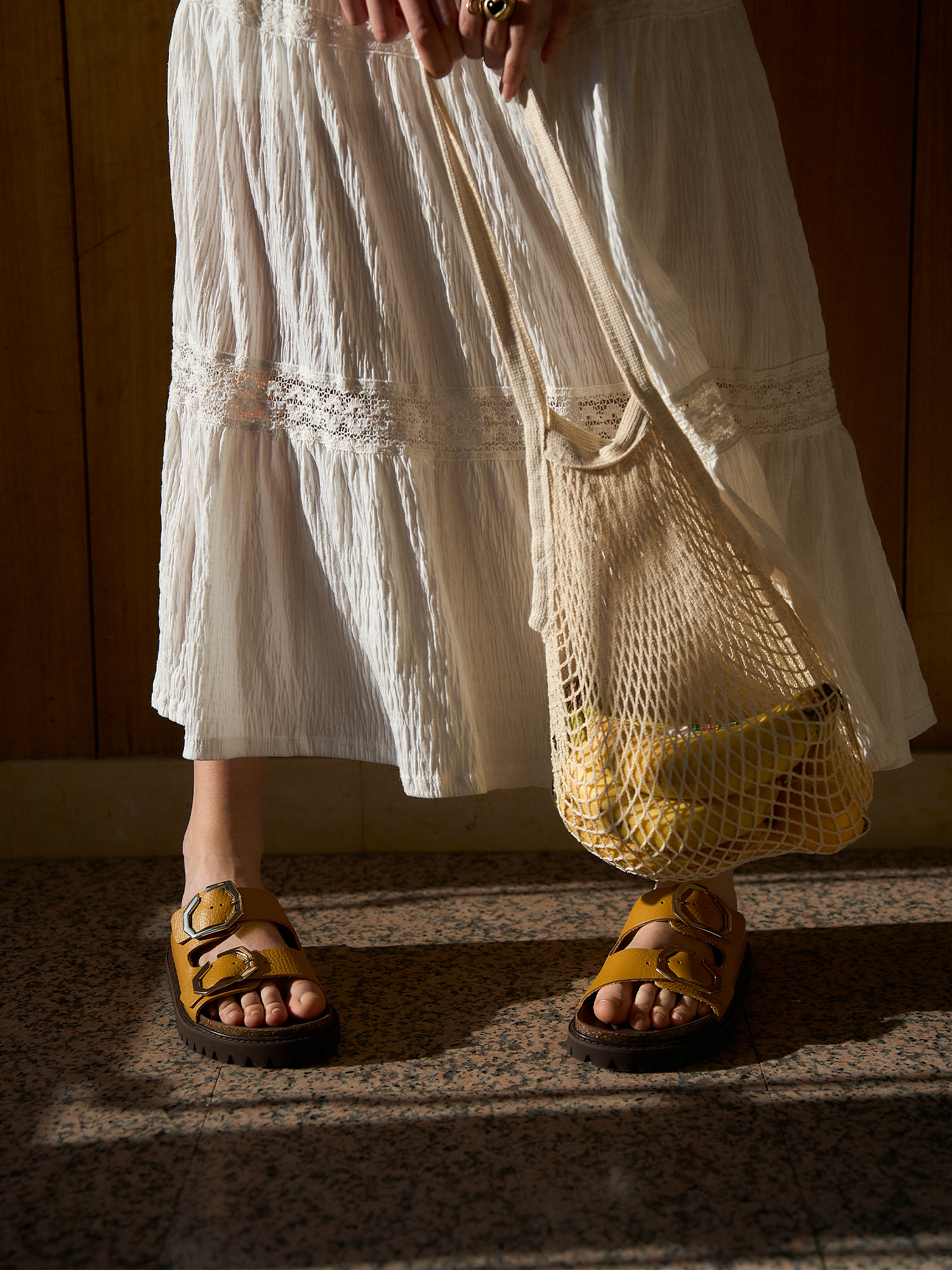 GALIA LEATHER EMBOSSED AMBER