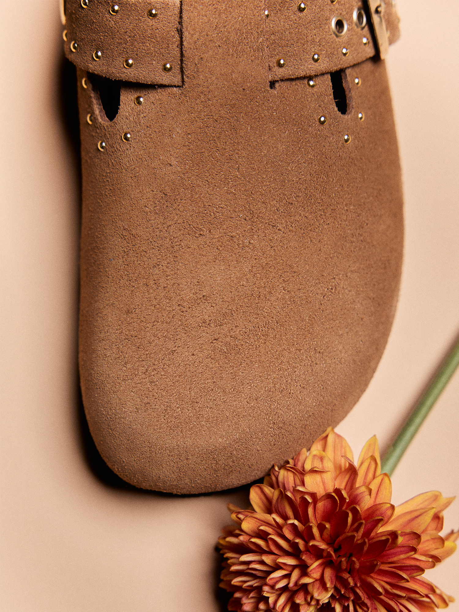 RIVA LEAD VELOUR MANDORLA